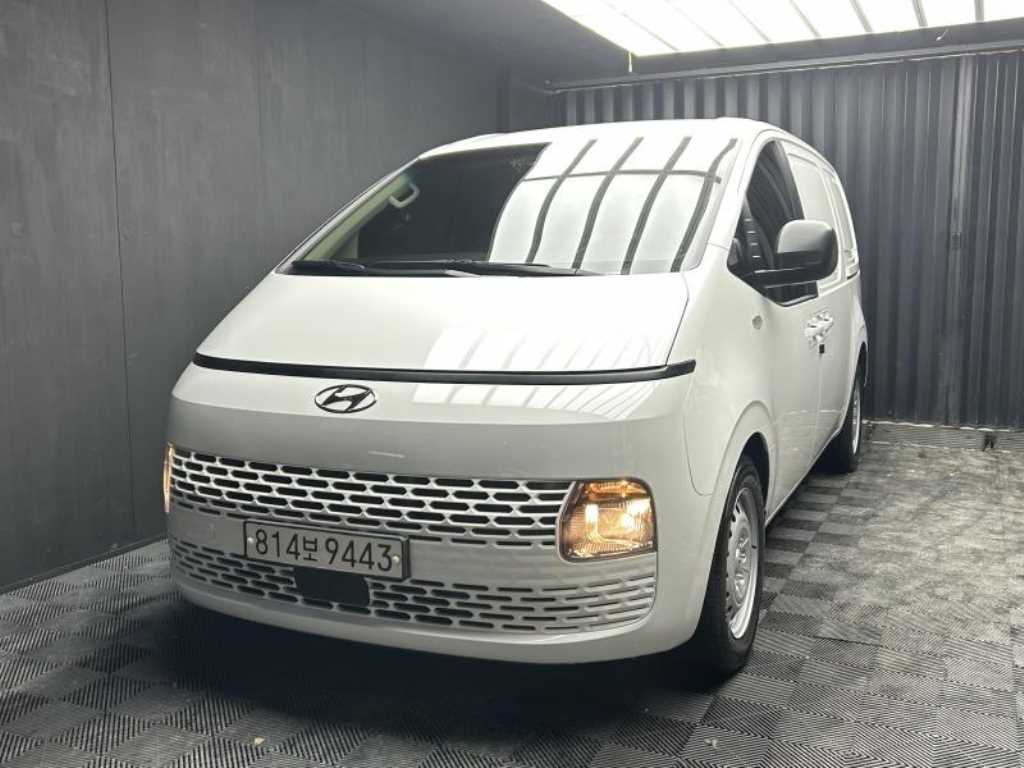 HYUNDAI Staria - Vista 4