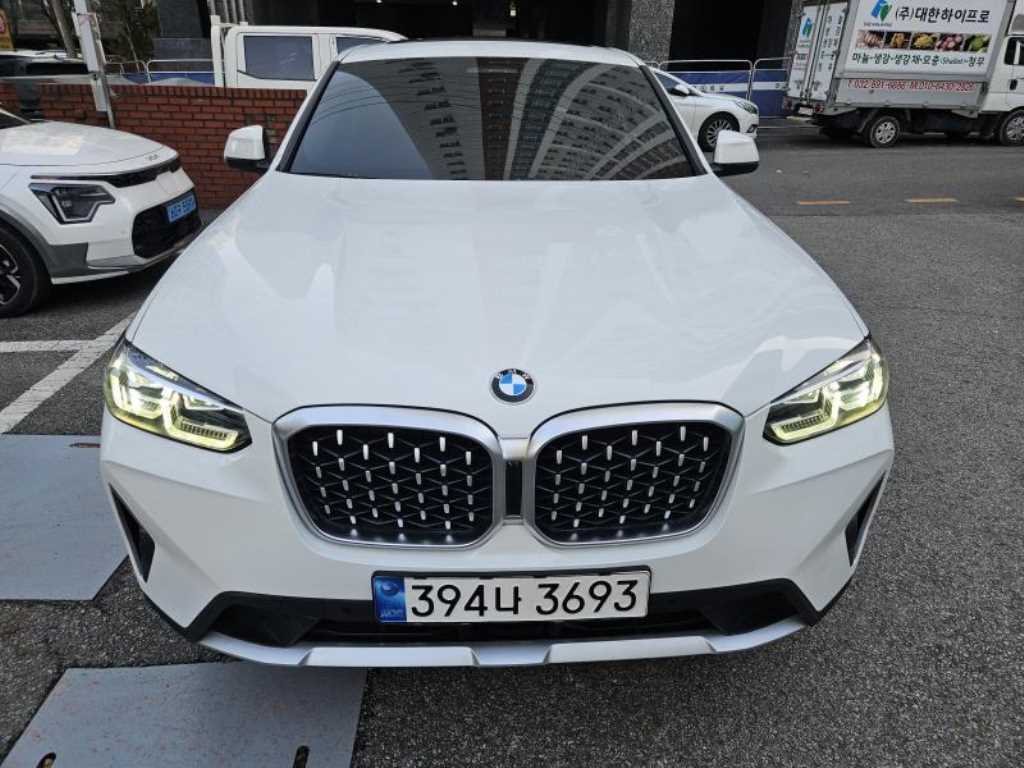 BMW X4 2022 Blanco - Importación desde Corea - HF Imports Iquique - Foto 1