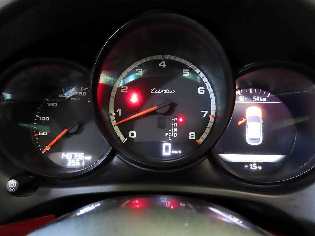 Porsche Macan - Vista 9