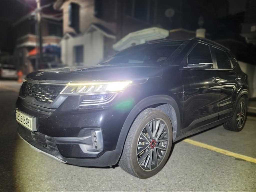 KIA Seltos - Vista 2