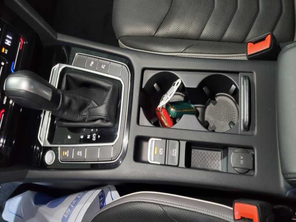 Volkswagen Arteon 2023 Blanco - Importación desde Corea - HF Imports Iquique - Foto 17