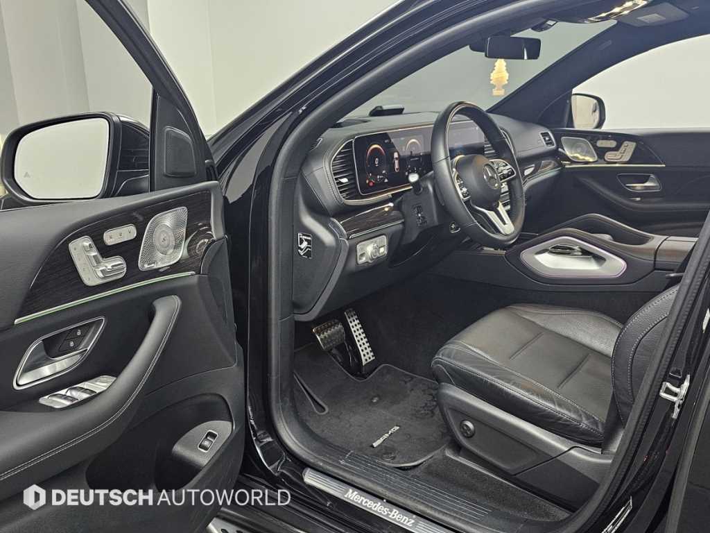 Mercedes Benz GLE Class - Vista 11