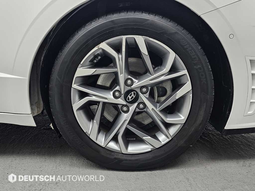 HYUNDAI Sonata - Vista 5