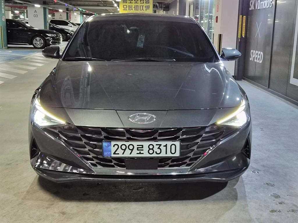 HYUNDAI Avante - Vista 2