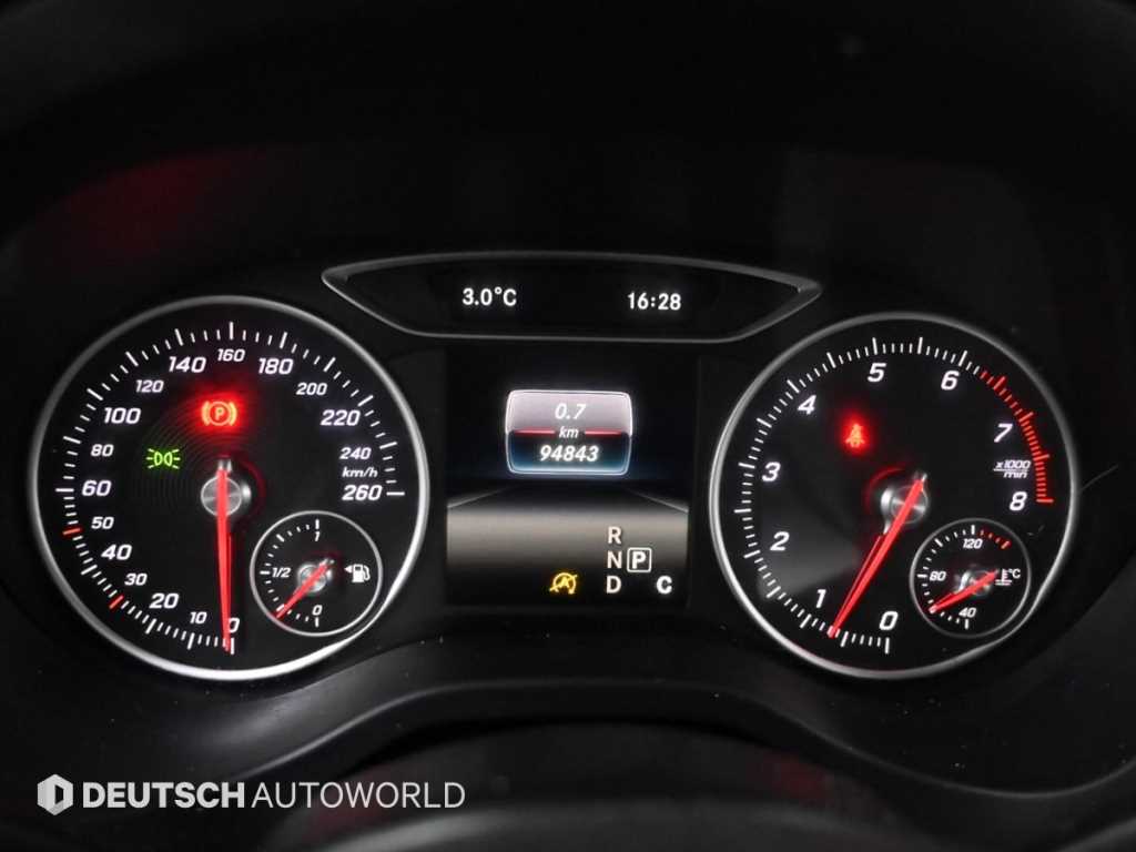 Mercedes Benz A Class - Vista 8