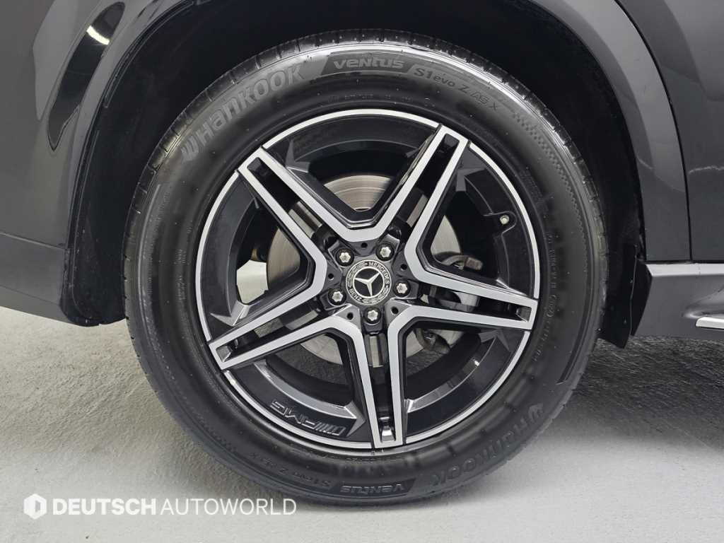 Mercedes Benz GLE Class - Vista 5