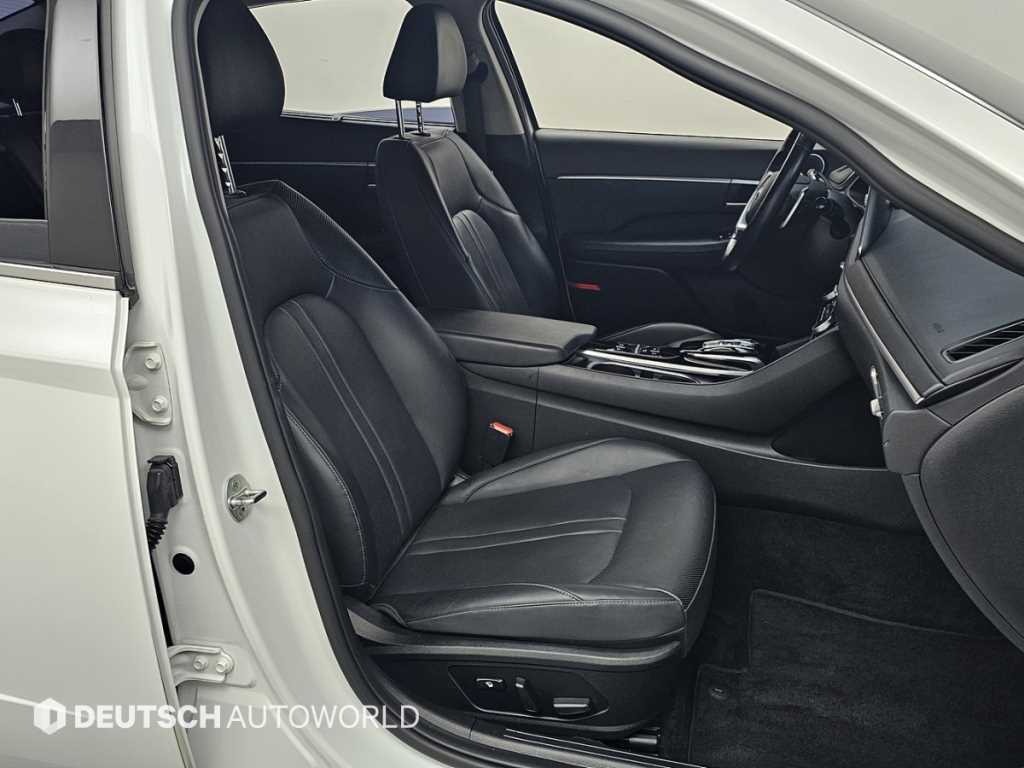 HYUNDAI Sonata - Vista 10