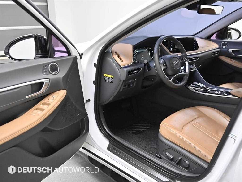 HYUNDAI Sonata - Vista 11