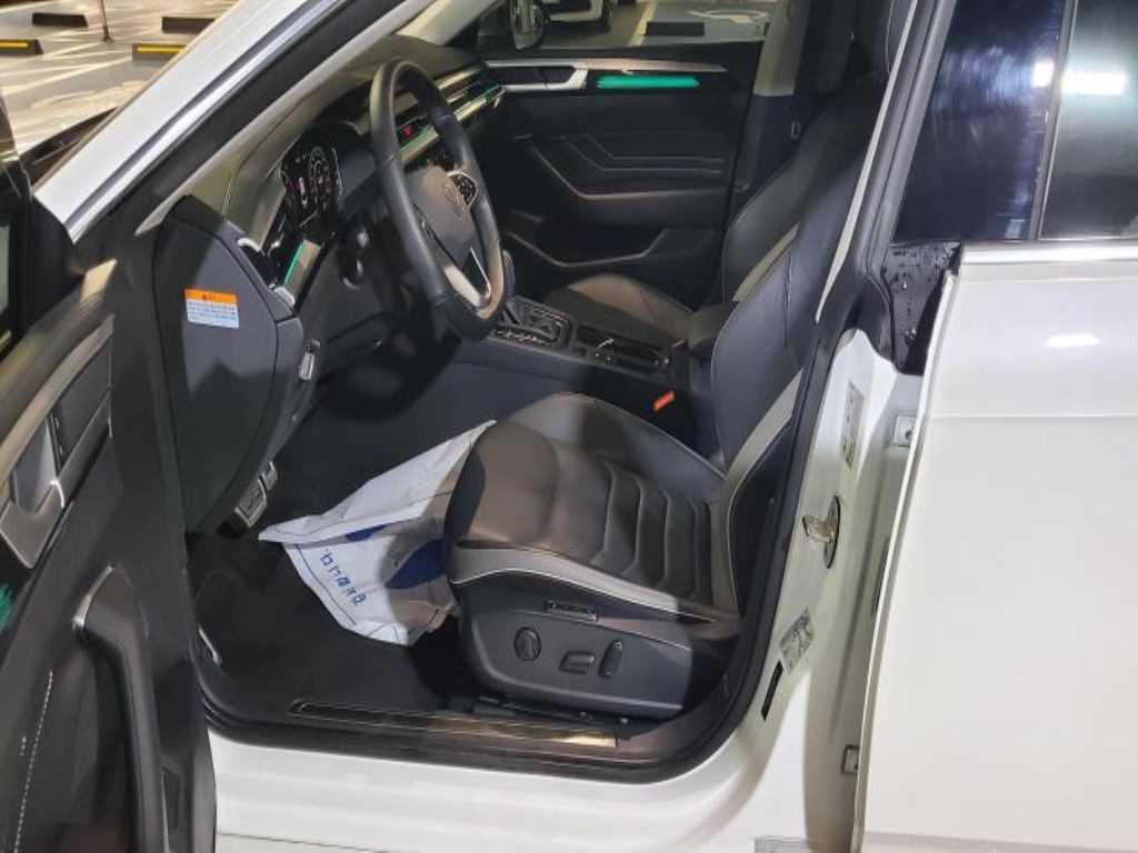 Volkswagen Arteon - Vista 8