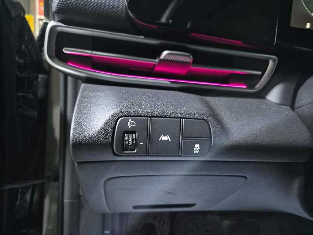 HYUNDAI Avante - Vista 12