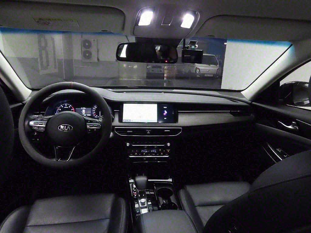 KIA K7 - Vista 7