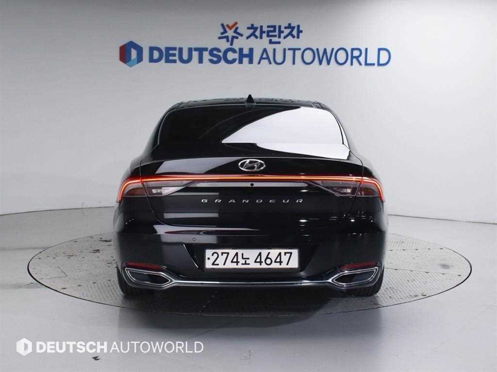 HYUNDAI Grandeur - Vista 4