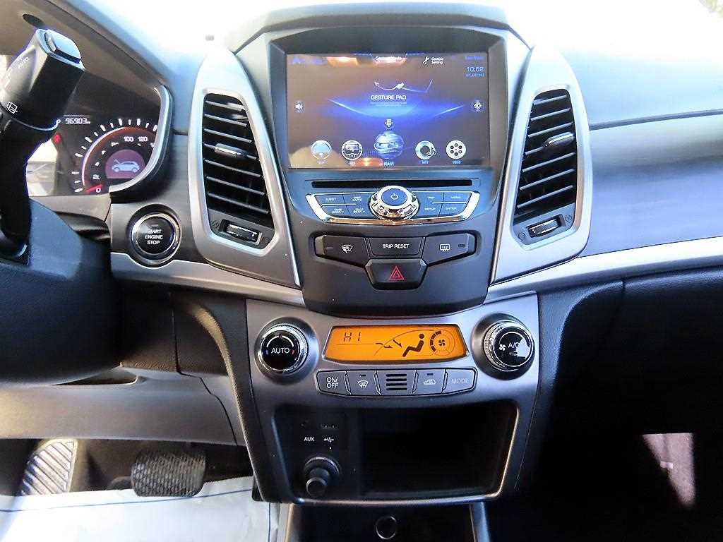 Ssangyong Korando 2015 Plateado - Importación desde Corea - HF Imports Iquique - Foto 14