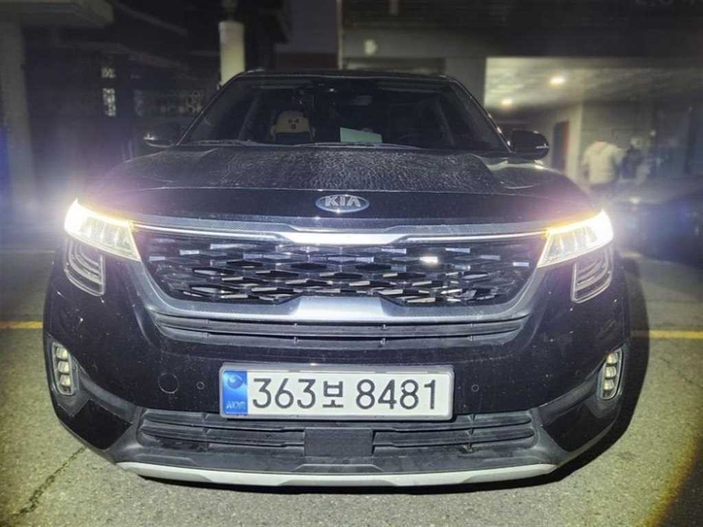 KIA Seltos 2021 Negro - Importación desde Corea - HF Imports Iquique - Foto 1
