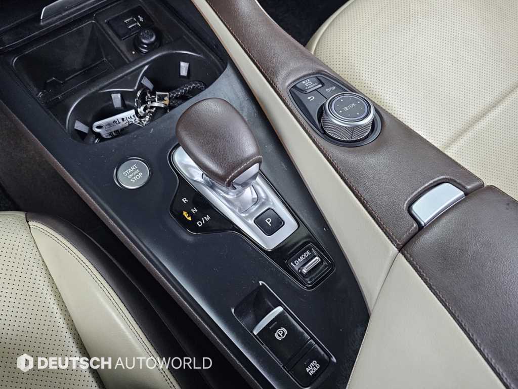 Infiniti QX - Vista 9