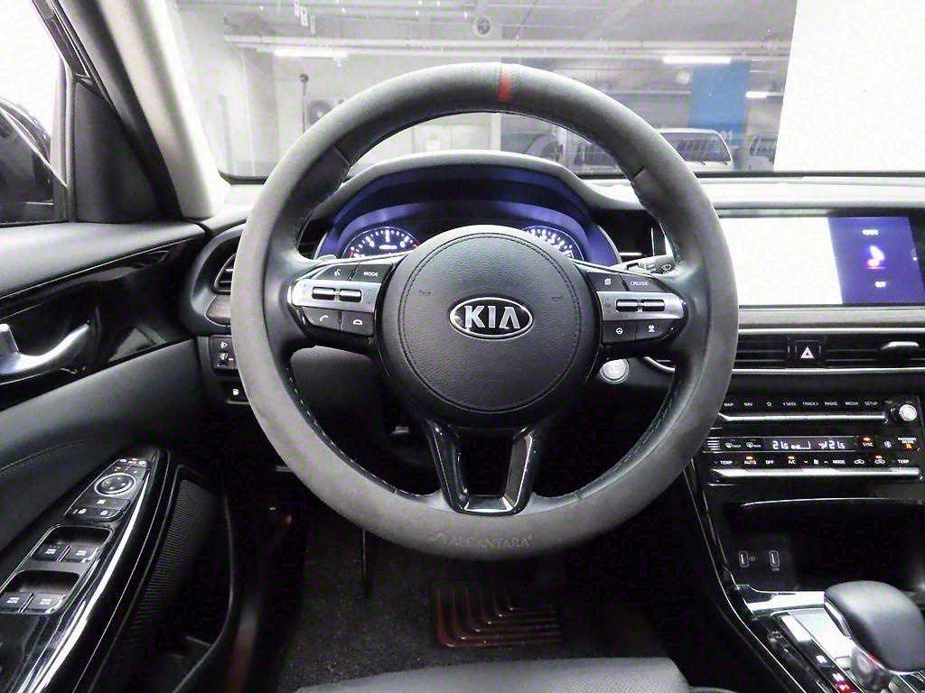 KIA K7 - Vista 6