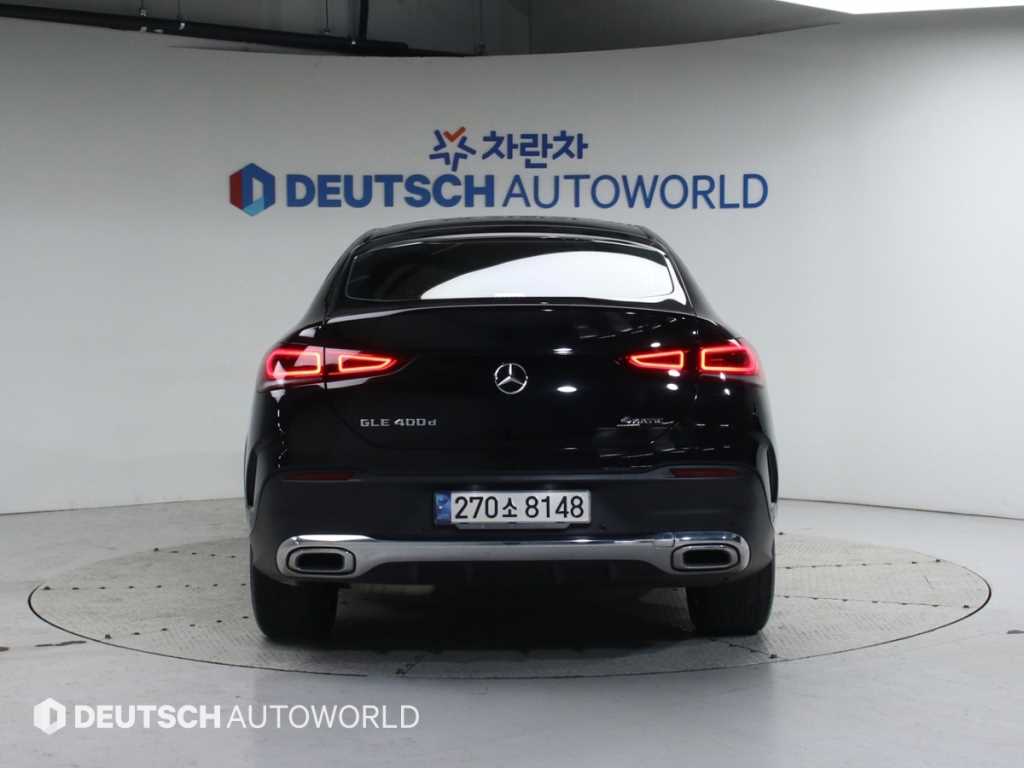 Mercedes Benz GLE Class - Vista 4