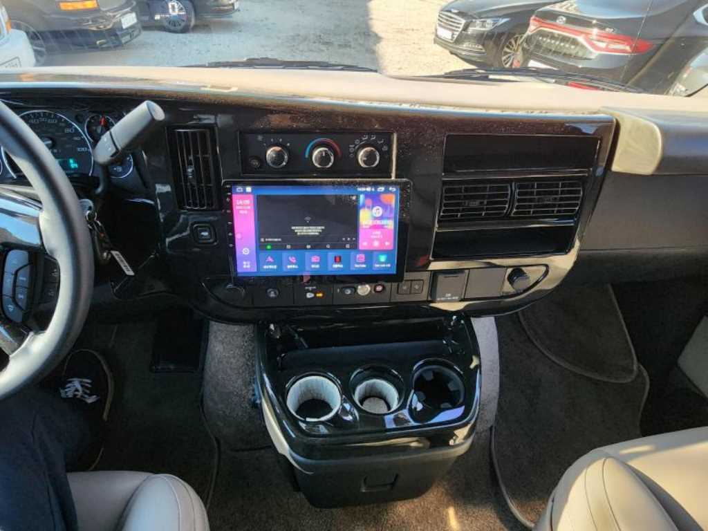 Chevrolet Express van - Vista 10