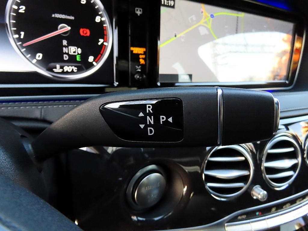 Mercedes Benz S Class - Vista 10