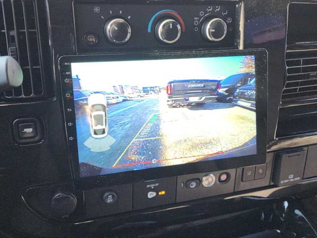 Chevrolet Express van - Vista 9