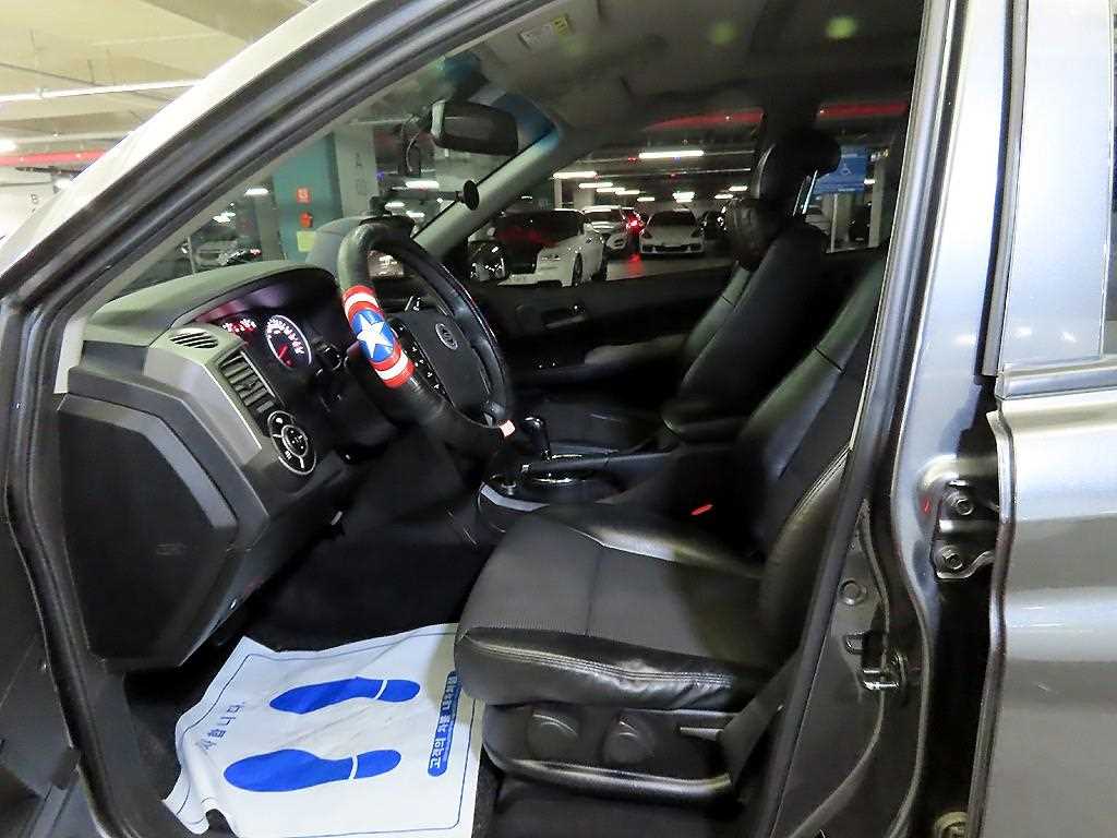 Ssangyong Korando - Vista 6