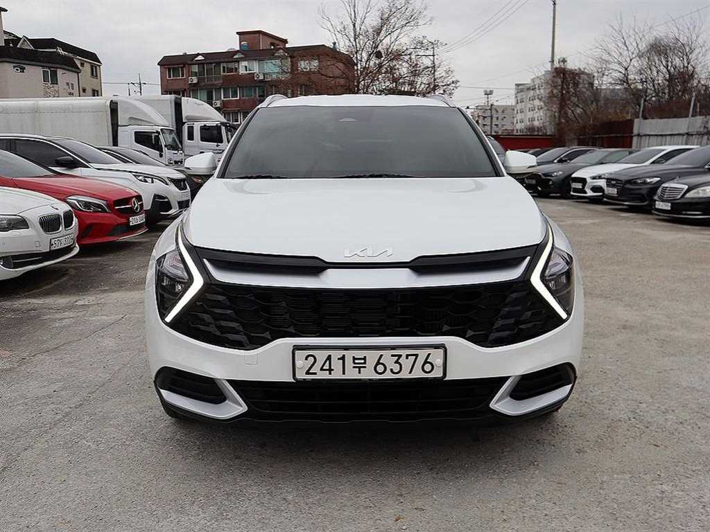 KIA Sportage 2022 Blanco - Importación desde Corea - HF Imports Iquique - Foto 1