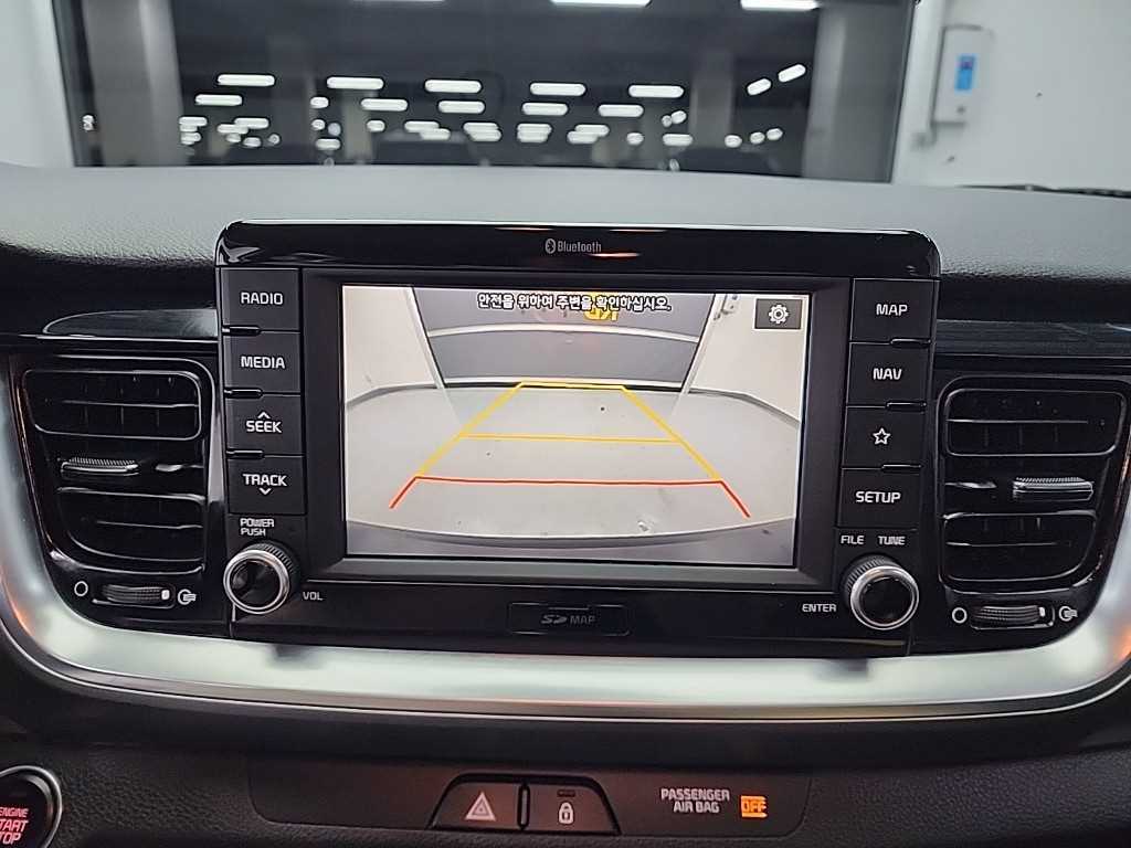 KIA Stonic 2018 Gris - Importación desde Corea - HF Imports Iquique - Foto 14