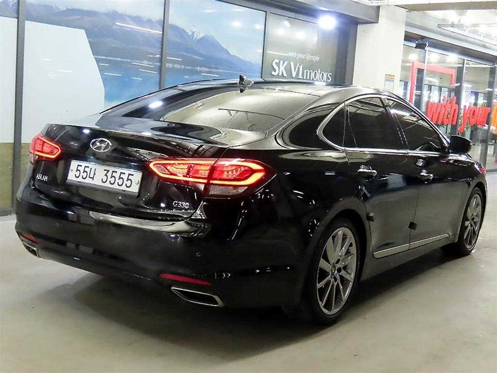 HYUNDAI Aslan - Vista 4