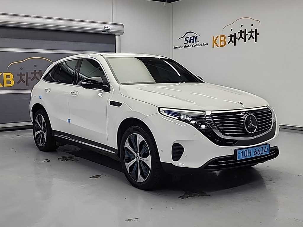 Mercedes Benz EQC - Vista 4