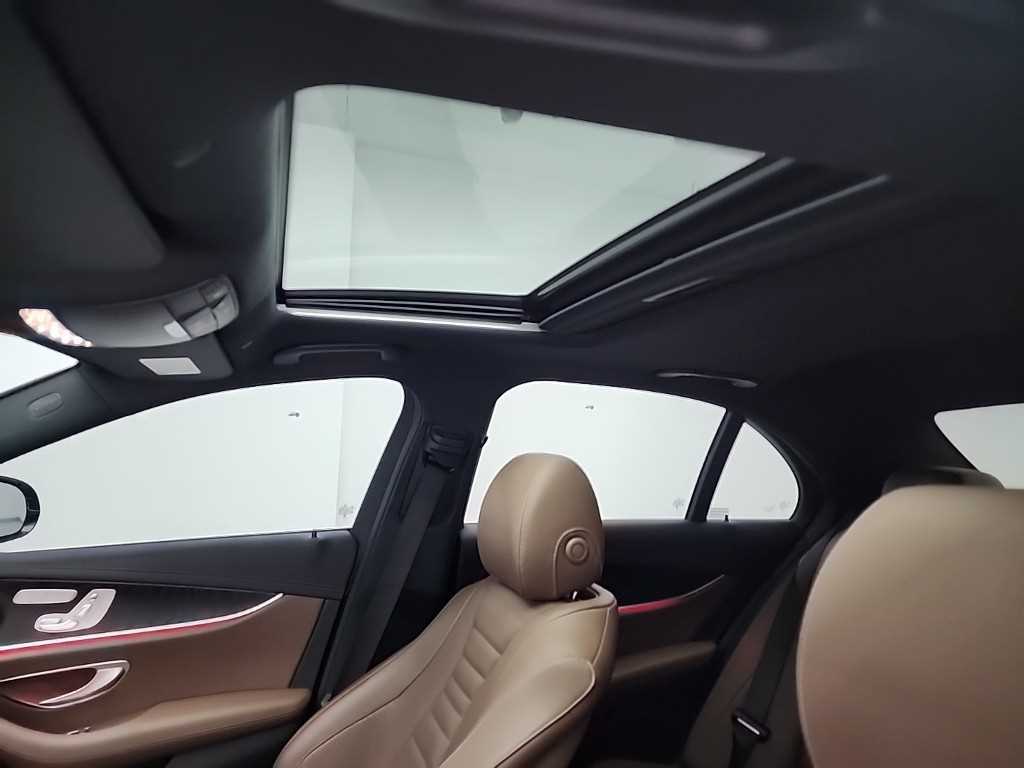 Mercedes Benz E class 2023 Negro - Importación desde Corea - HF Imports Iquique - Foto 15