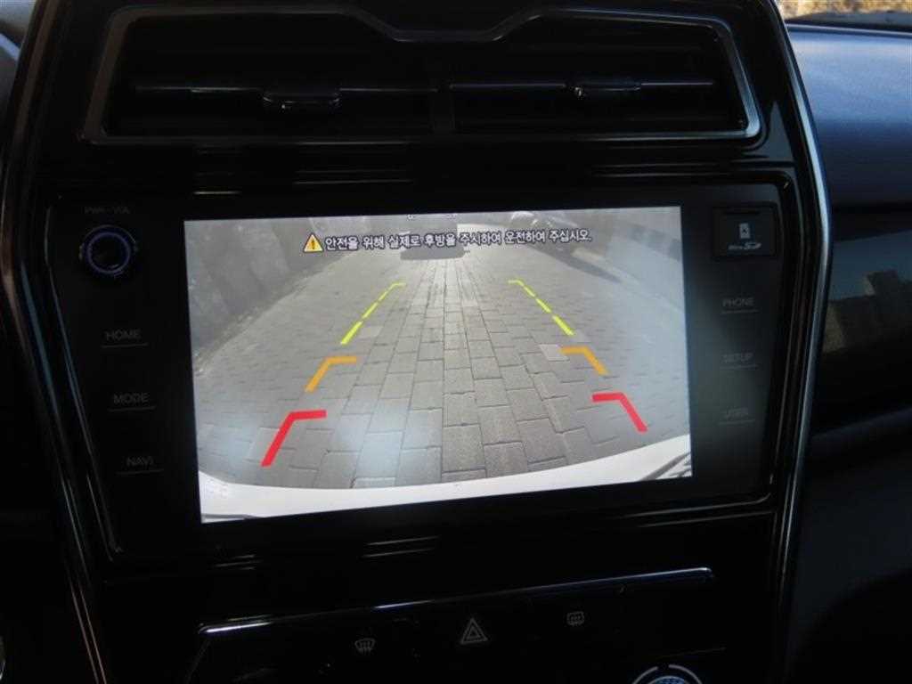 Ssangyong Tivoli - Vista 9