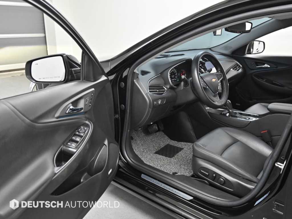 Chevrolet Malibu - Vista 11