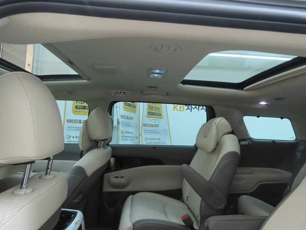 KIA Carnival 2025 Gris - Importación desde Corea - HF Imports Iquique - Foto 17