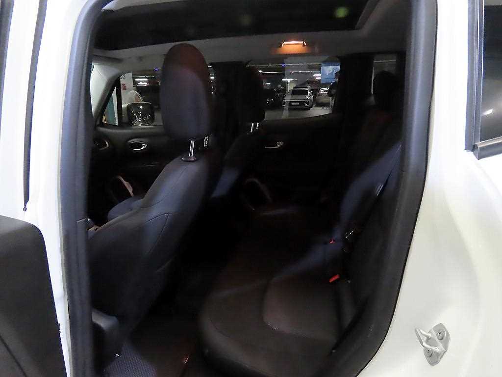 Jeep Renegade - Vista 7