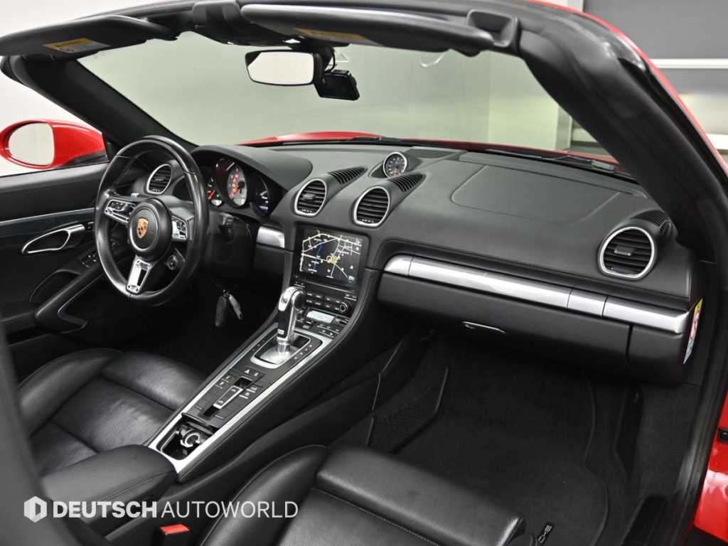 Porsche 718 - Vista 9