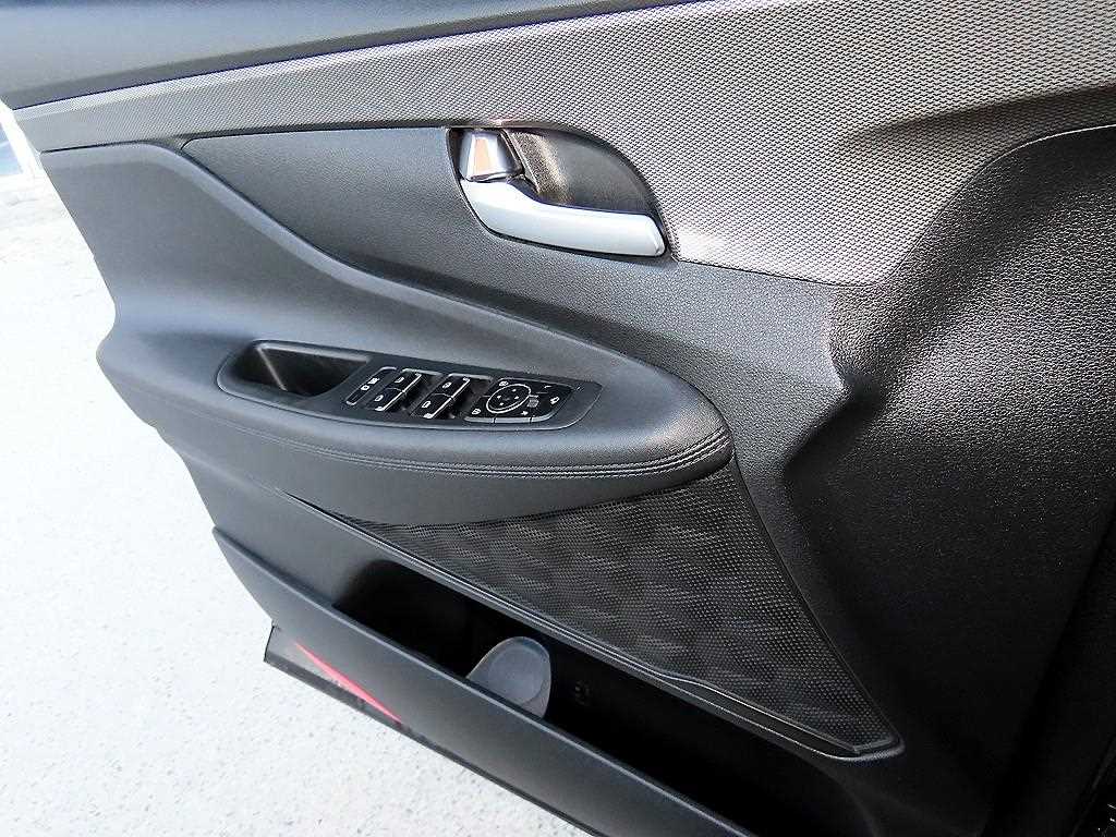 HYUNDAI Santa Fe - Vista 11