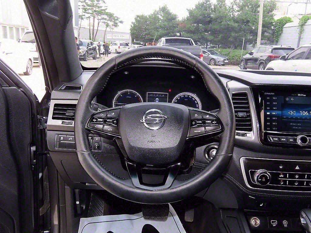 Ssangyong Rexton - Vista 8