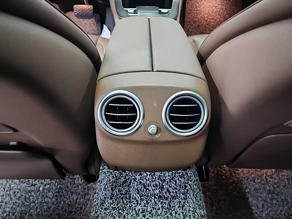 Mercedes Benz E class 2023 Negro - Importación desde Corea - HF Imports Iquique - Foto 13