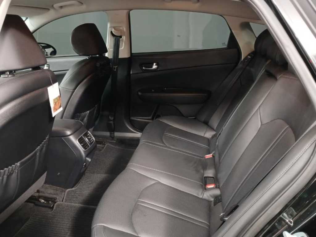 KIA K5 2018 Negro - Importación desde Corea - HF Imports Iquique - Foto 16