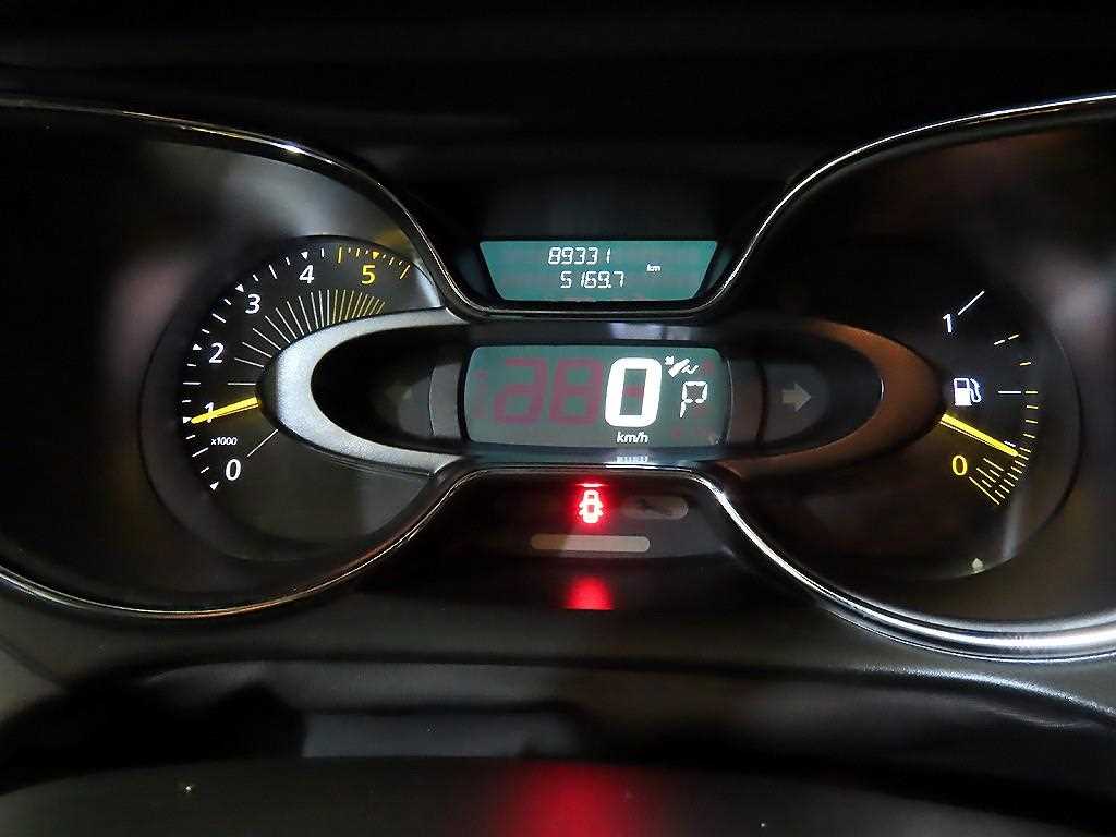 SAMSUNG QM3 - Vista 9