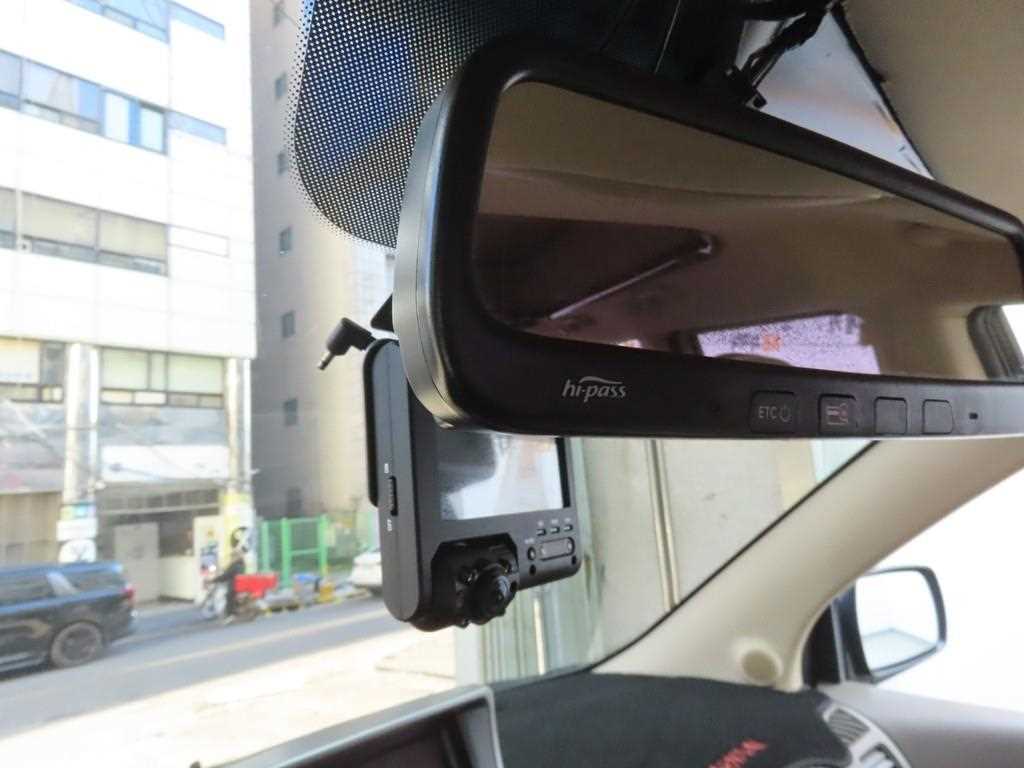 KIA Carnival - Vista 11