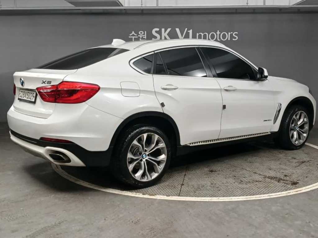 BMW X6 - Vista 4