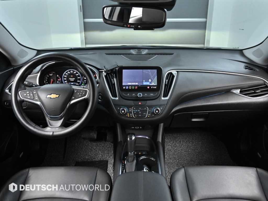 Chevrolet Malibu - Vista 7