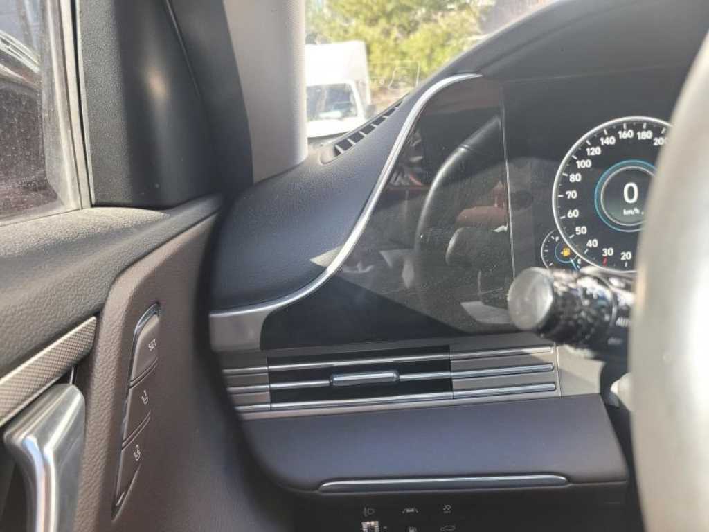 HYUNDAI Grandeur - Vista 10