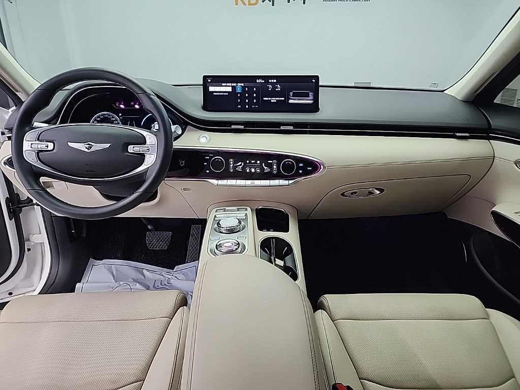 Genesis GV70 - Vista 7