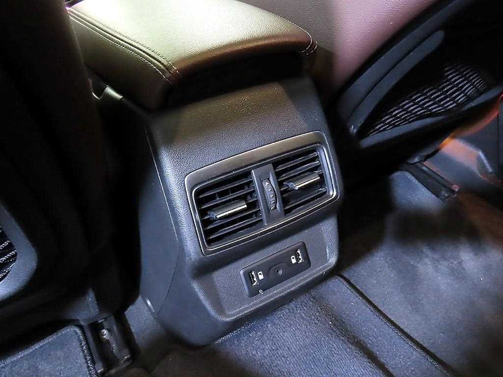 SAMSUNG QM6 2020 Blanco - Importación desde Corea - HF Imports Iquique - Foto 15