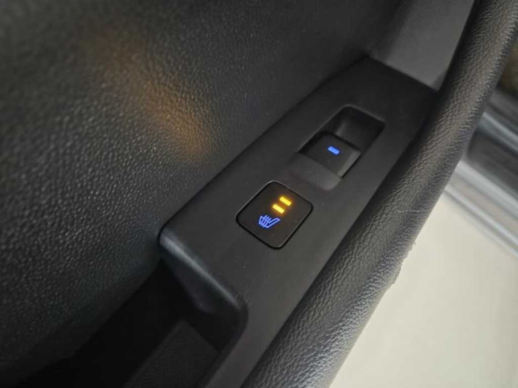 HYUNDAI Sonata - Vista 11