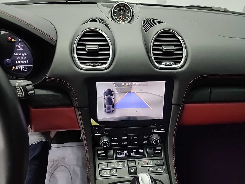 Porsche 718 - Vista 10