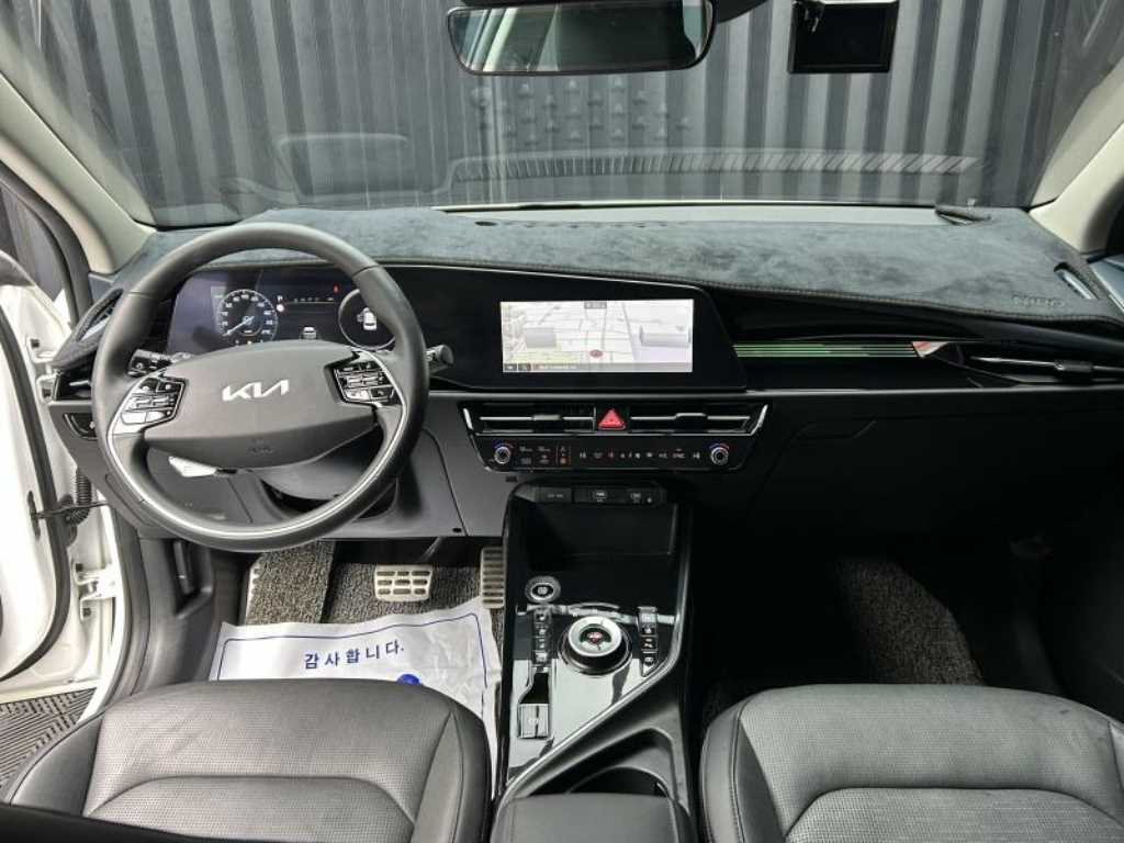 KIA Niro - Vista 8