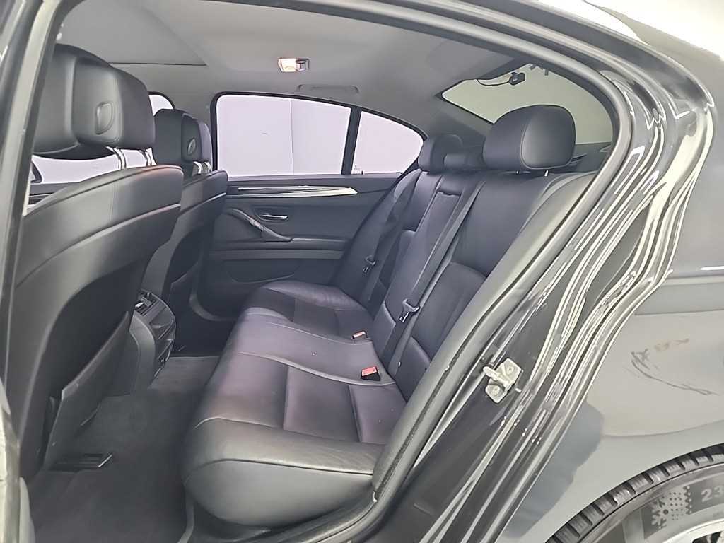 BMW 5 Series - Vista 12